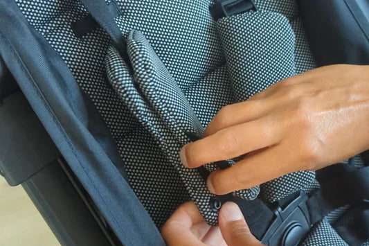 How to Adjust the 5-Point Harness On Your Double Stroller